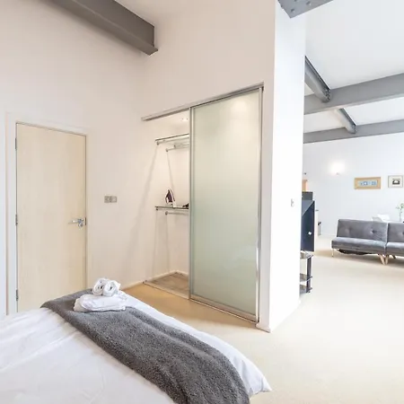 Apartment Modern 1 Bedroom Birmingham